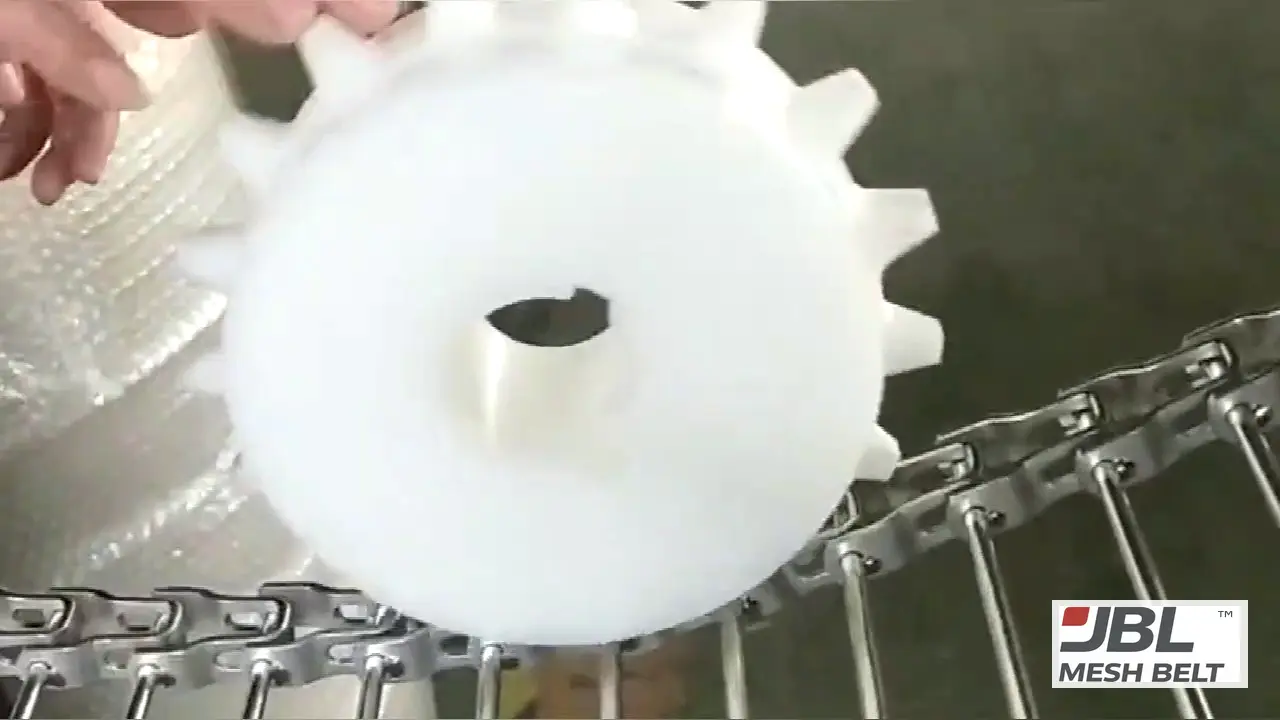 Running test: sprocket turned through the belt