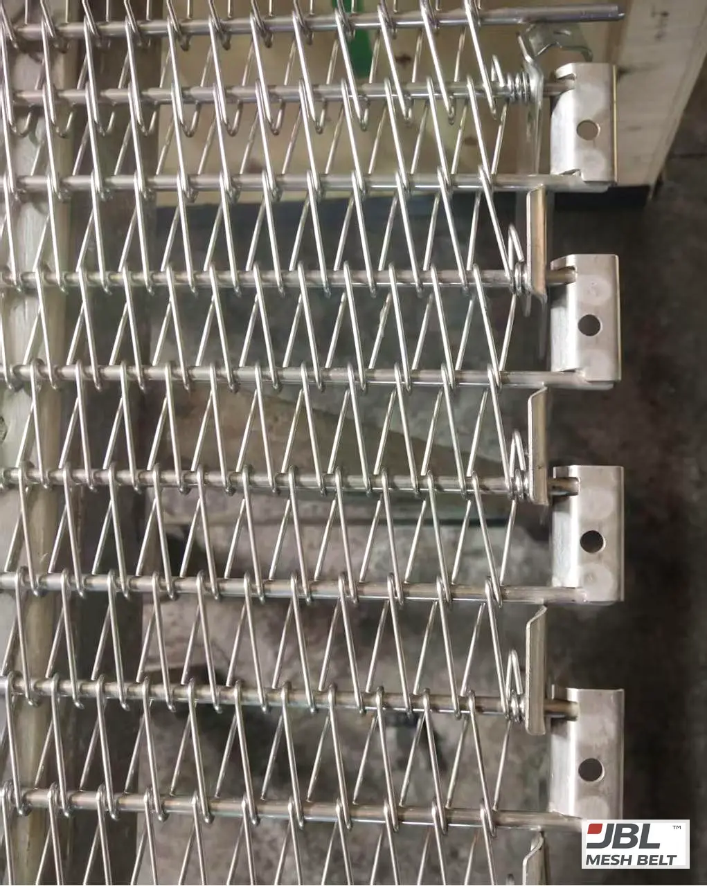 Bulk belt edge
