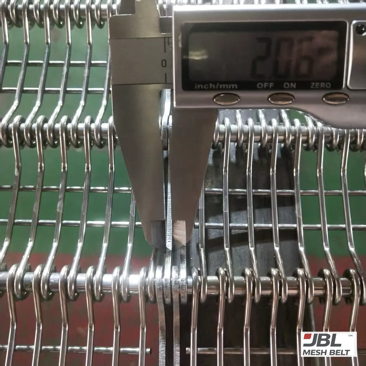 Chain plate thickness: 2.06 mm