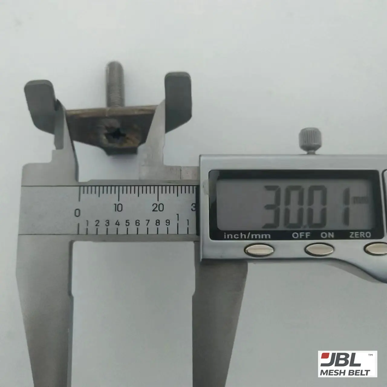 Clip opening: 30.01 mm