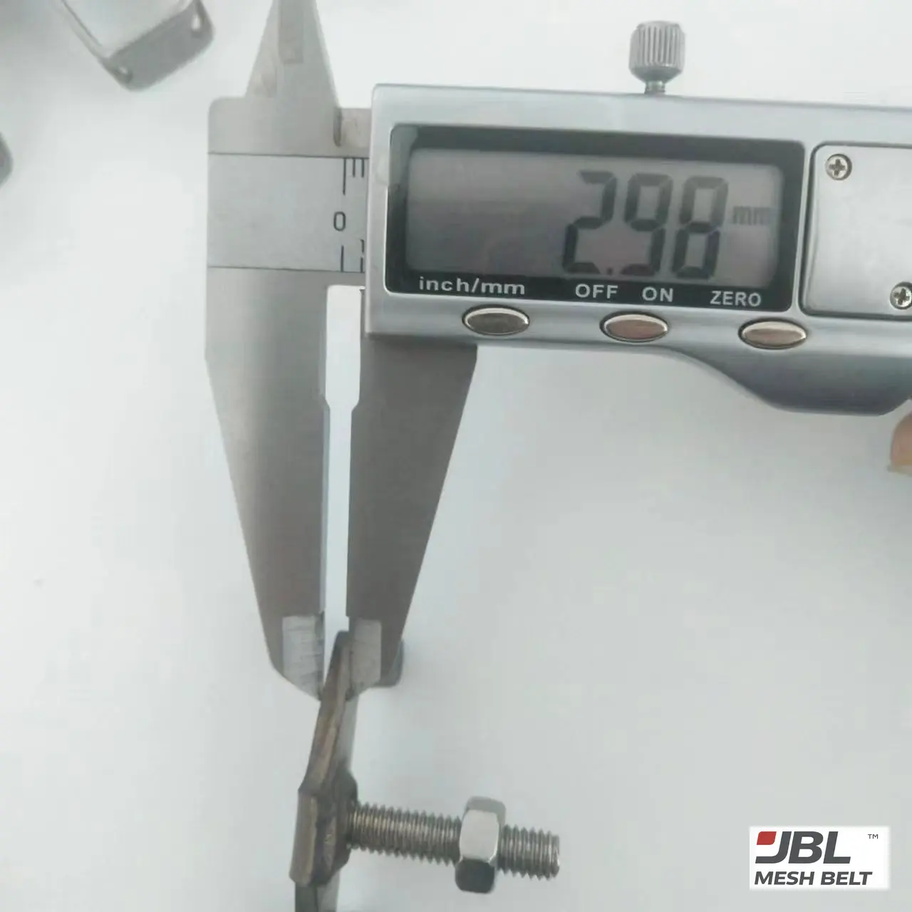 Clip thickness: 2.98 mm