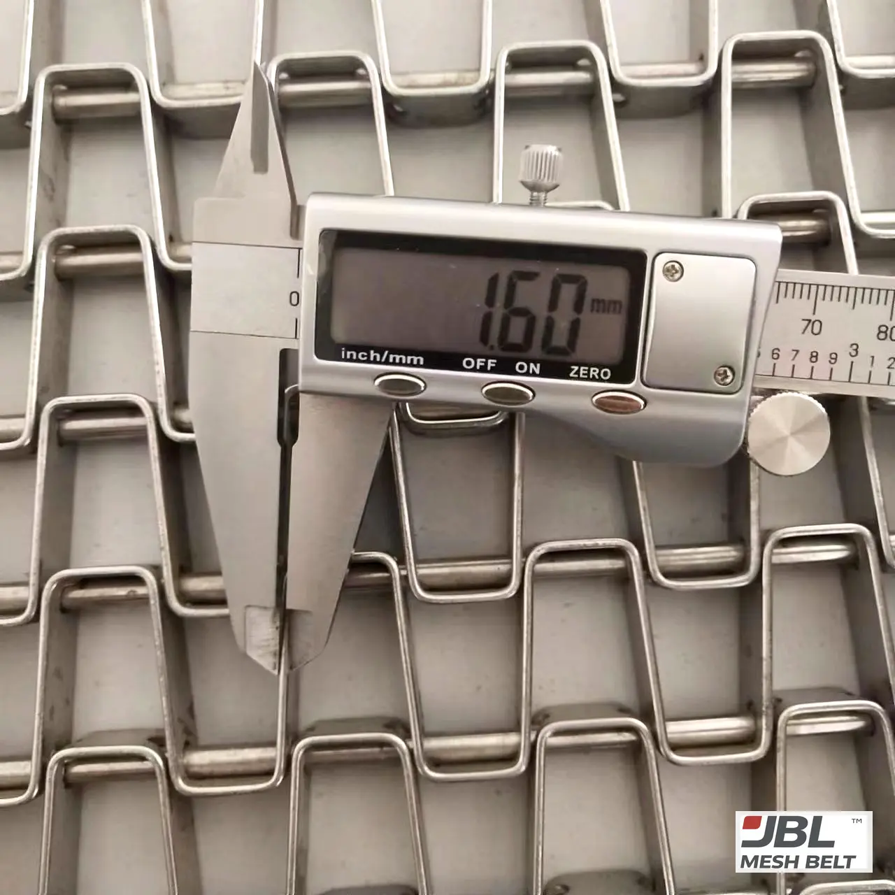 Flat strip thickness: 1.60 mm