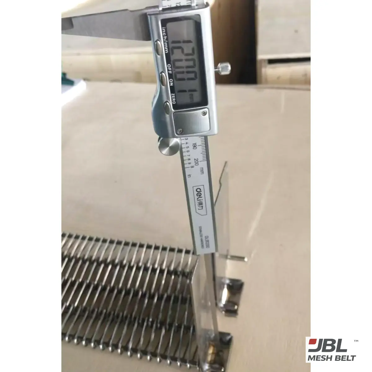Side plate height check on a 120 mm plate