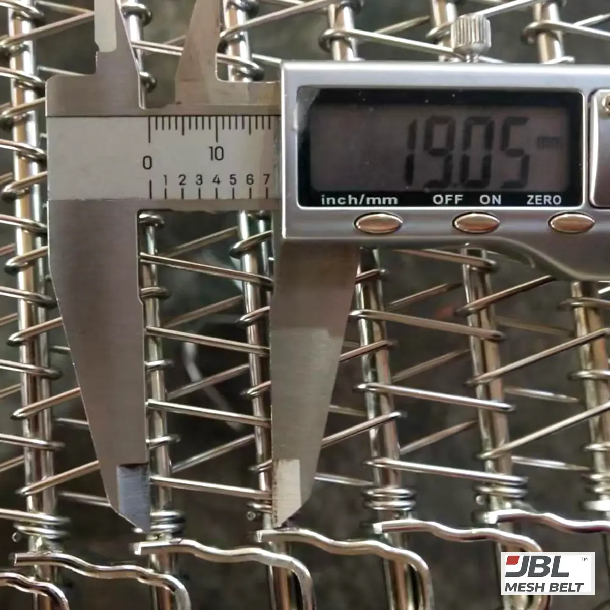 Small radius belt: inner pitch 19.05 mm